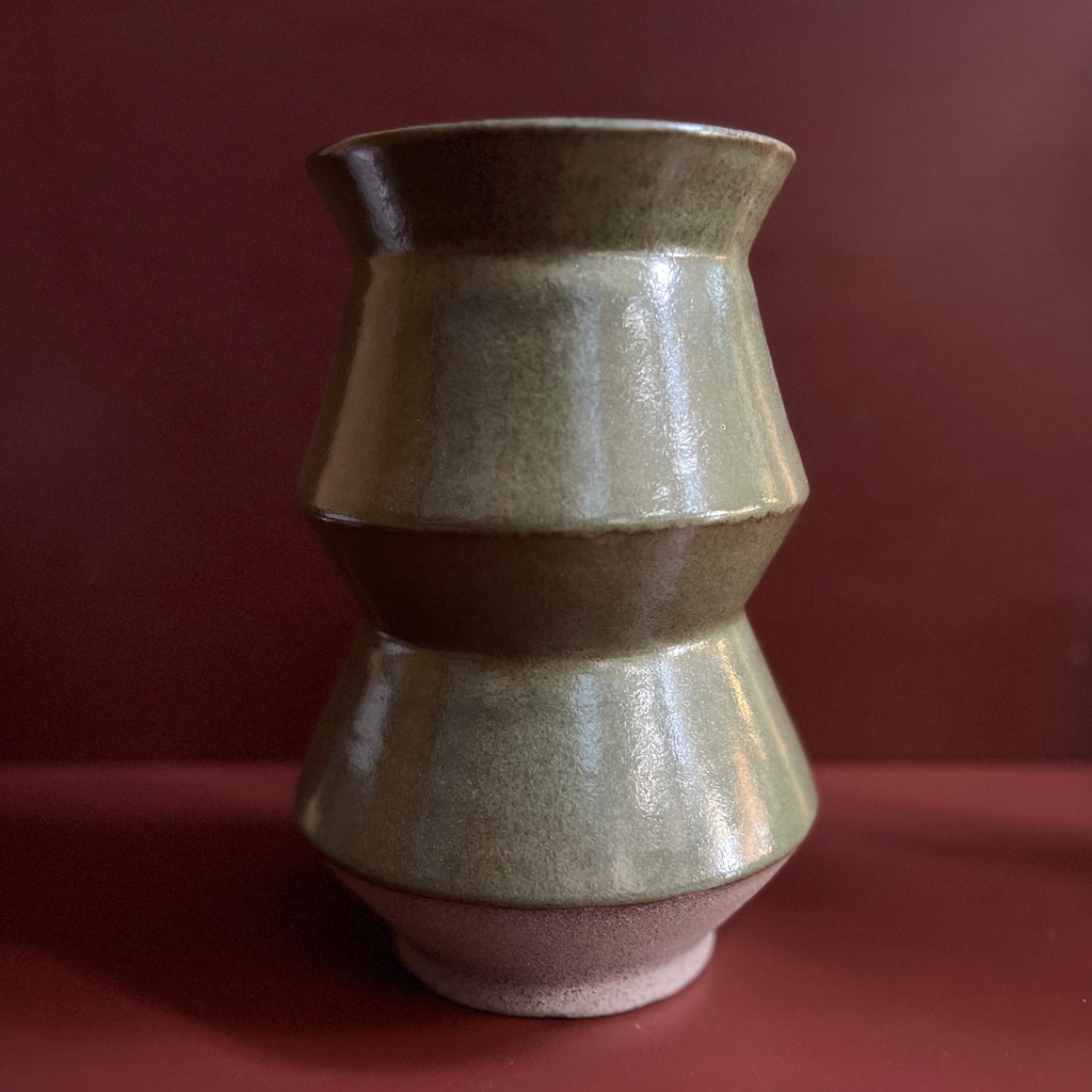 Thea Ceramics Vase - Pōuriuri